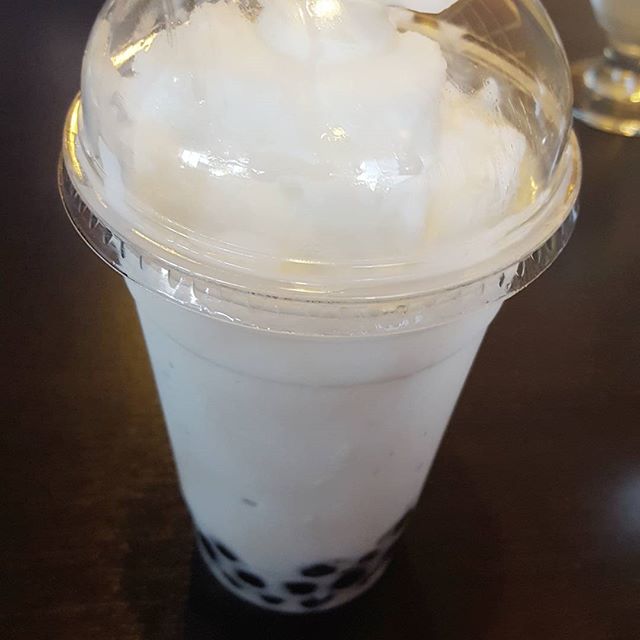 Lychee bubble tea makes me so happy! bubbletea bubbleteatime happyfoodhellip