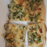 Chicken, Asparagus, Roasted Garlic Pizza