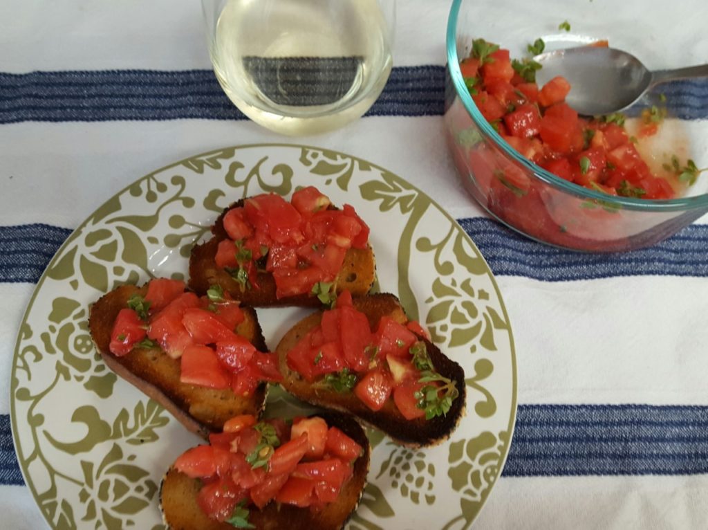 easy tomato bruschetta